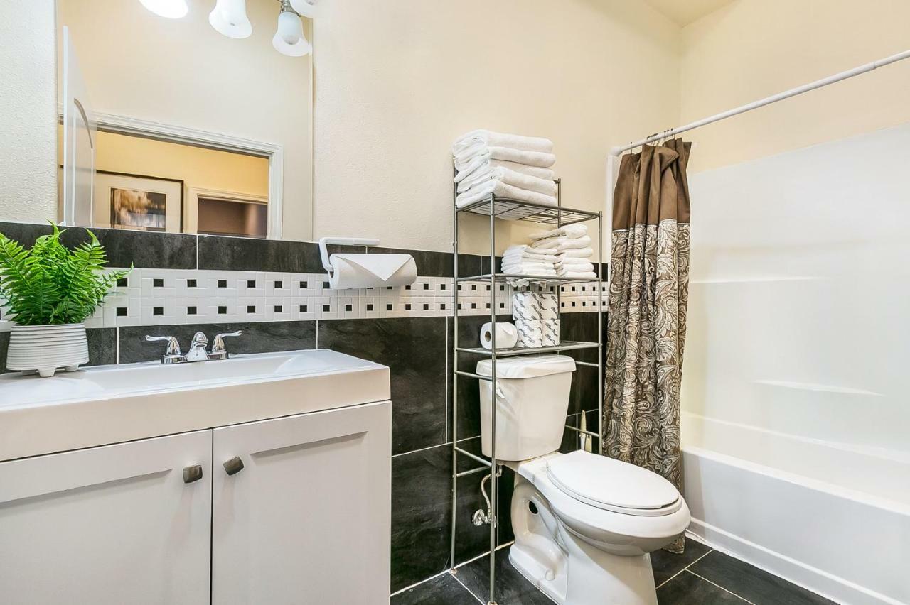 Spacious 3Br/2.5Bath Condo In Great Location New Orleans Bagian luar foto